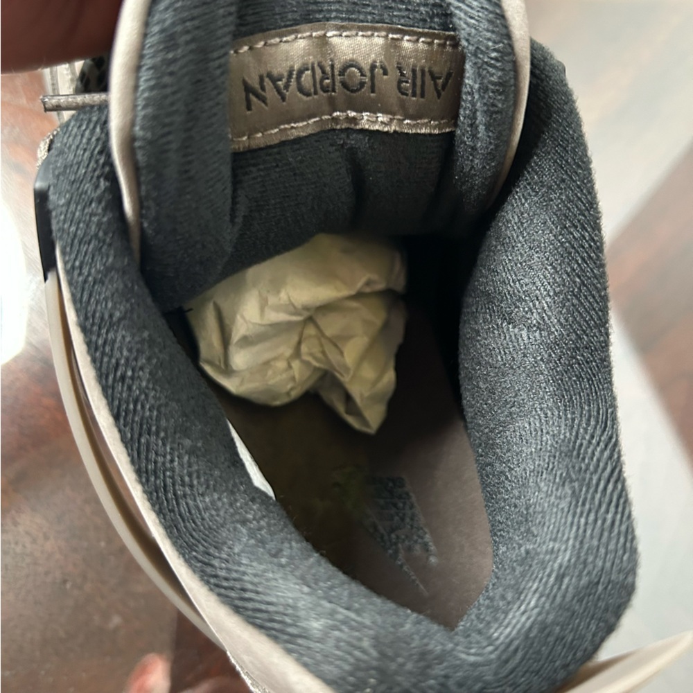 Nike | Jordan 4 Retro Cave Stone (8.5M / 10W) - Picture 7 of 13